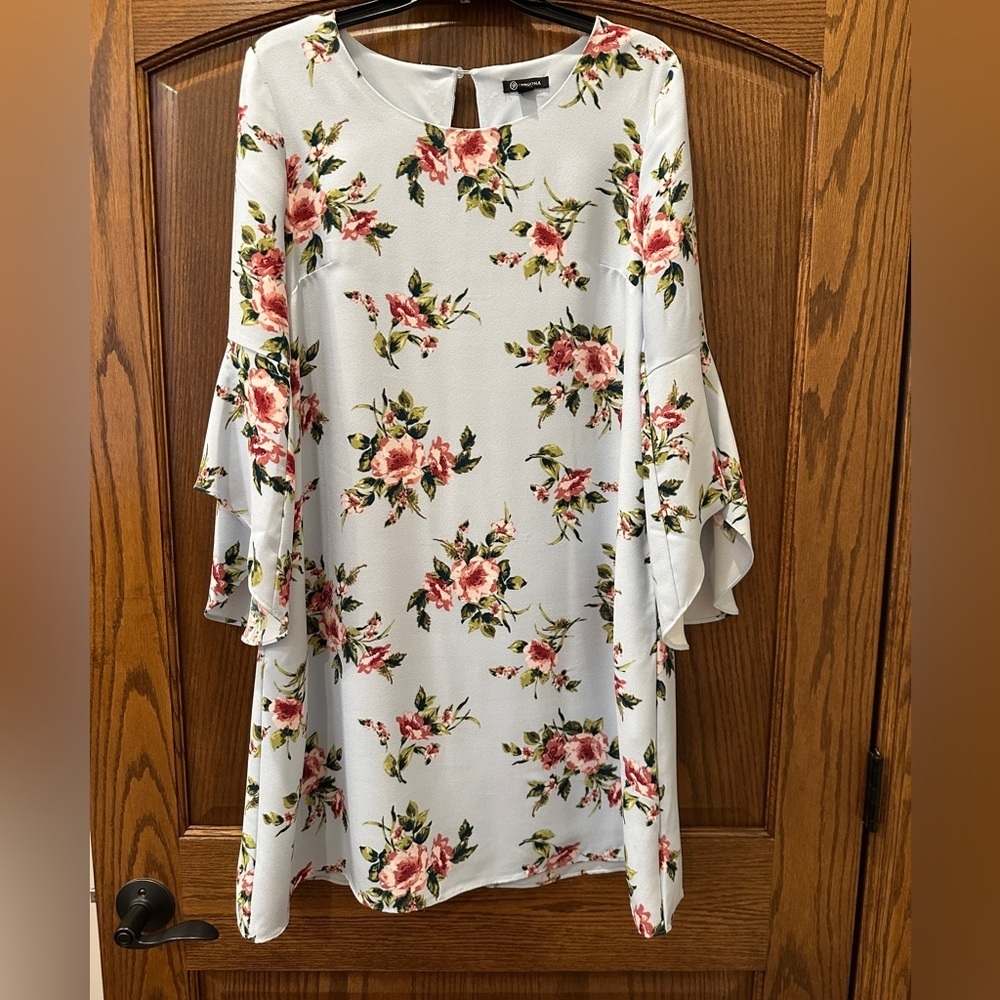 Versona White Floral Ruffle-Sleeve Dress with Pink Roses